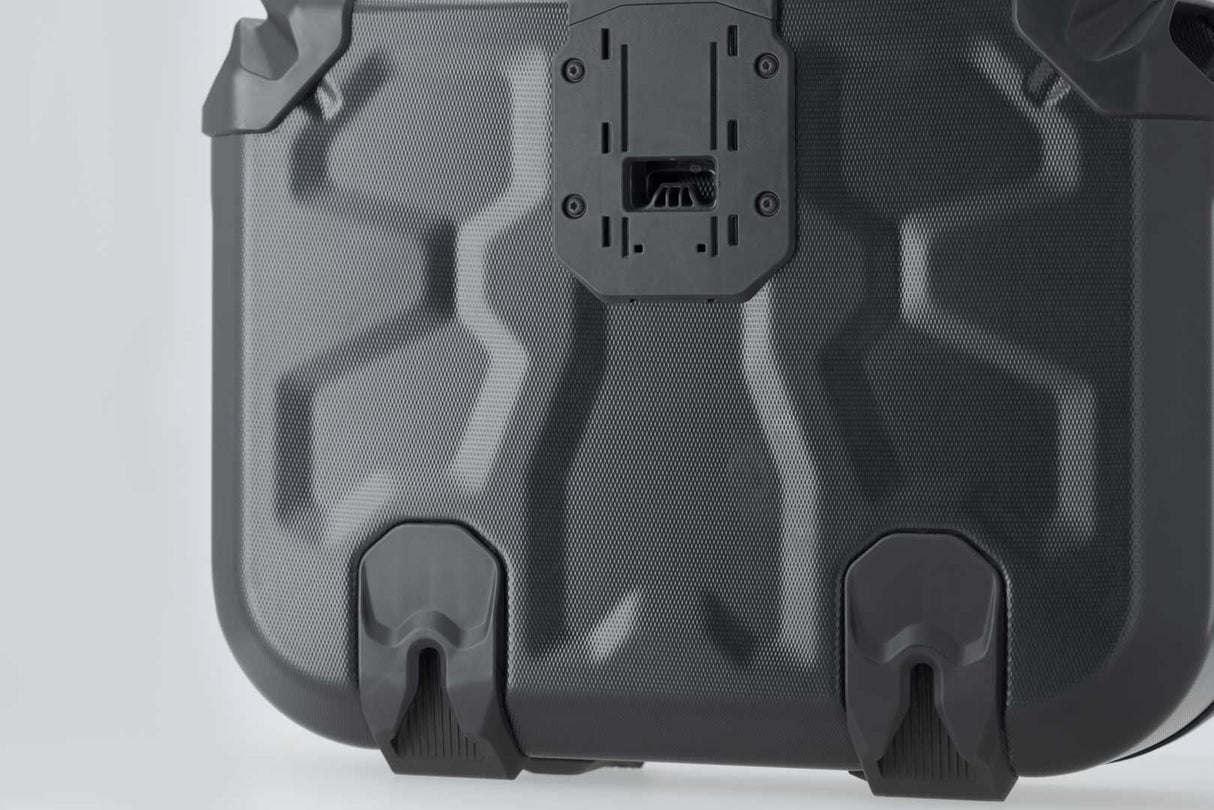 DUSC hard case system Black. 41/33L. Aprilia Tuareg 660 (21-).