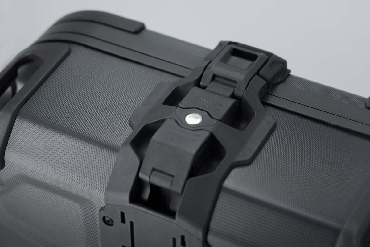 DUSC hard case system Black. 33/33 l. KTM 125 SMC R, 250 Adv, 390 Adv.