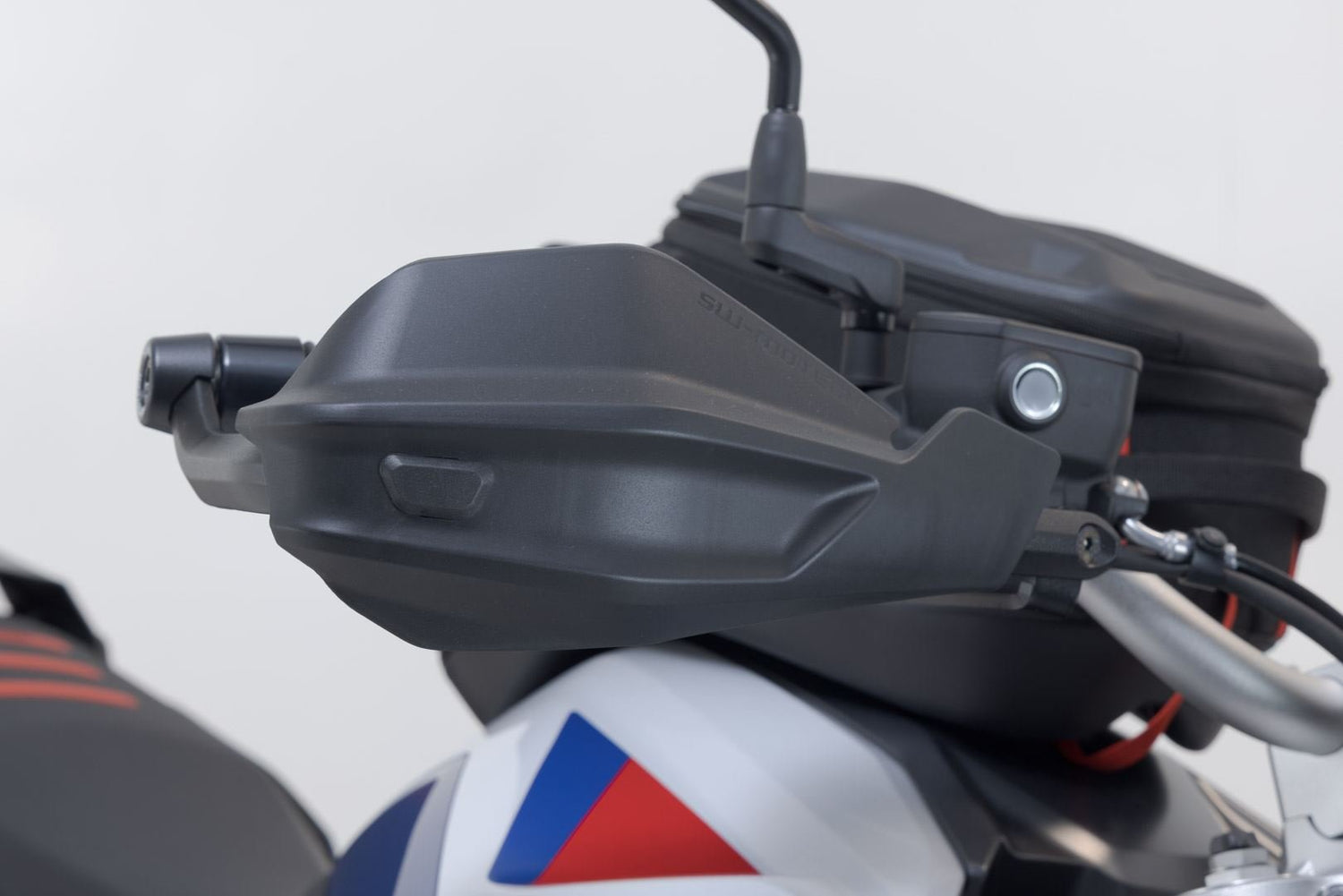 Adventure handguard kit Black. R 1250 GS/Adv. (18 - ) F 800/900 GS (23 - ). - SW - Motech UK