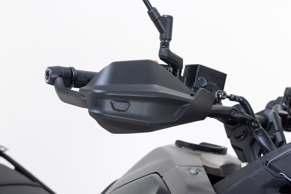 Adventure handguard kit Black. Yamaha TÈnÈrÈ 700 (19-). - SW-Motech UK