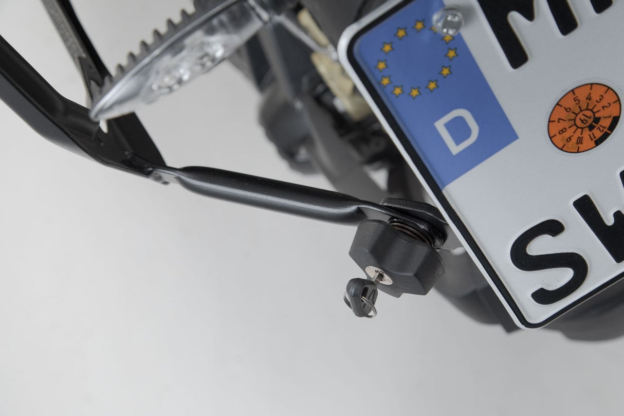 Anti - theft protection for PRO carrier QUICK - LOCK function. 2 matching locks, 2 keys. - SW - Motech UK