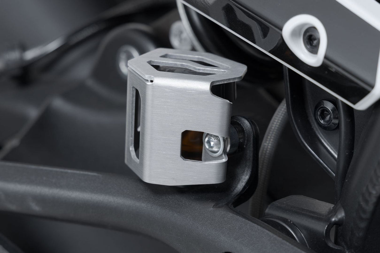 Brake reservoir guard BMW GS/GT, Ducati, KTM 790 models. Silver - SW - Motech UK