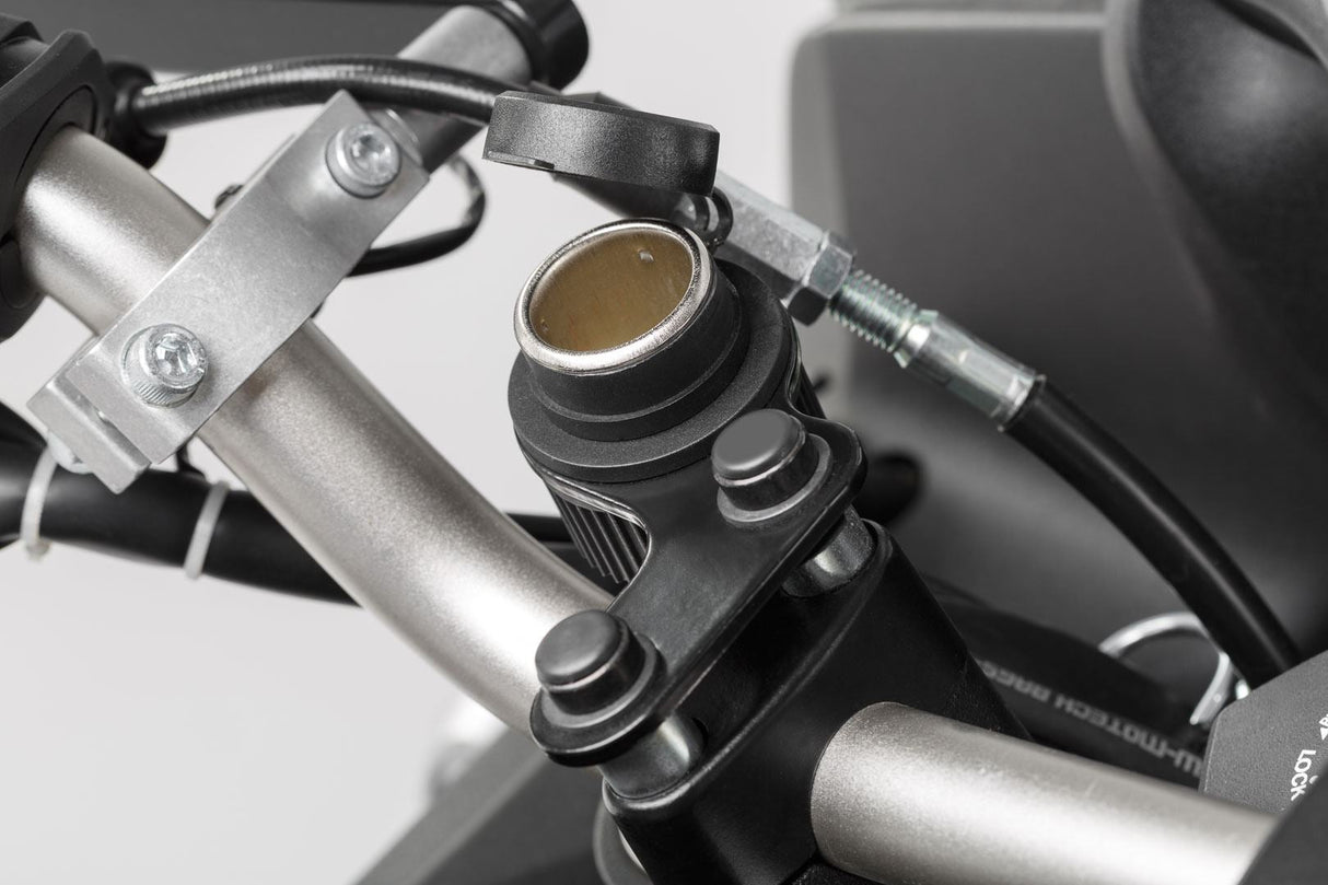 Cigarette lighter socket with cable harness Water - resistant Cable 160 cm length 12 V - SW - Motech UK