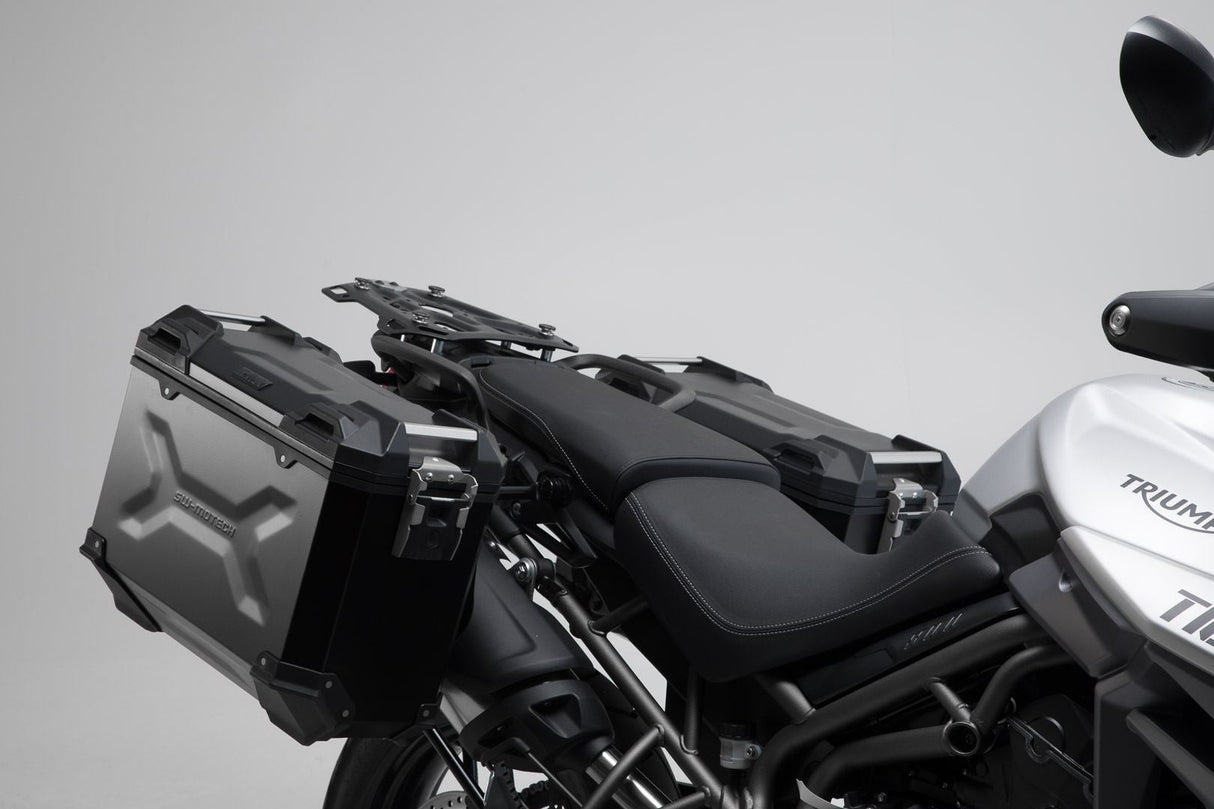 DUSC hard case system Black. 41/33L. Triumph Tiger 800 models (10 - ). - SW - Motech UK