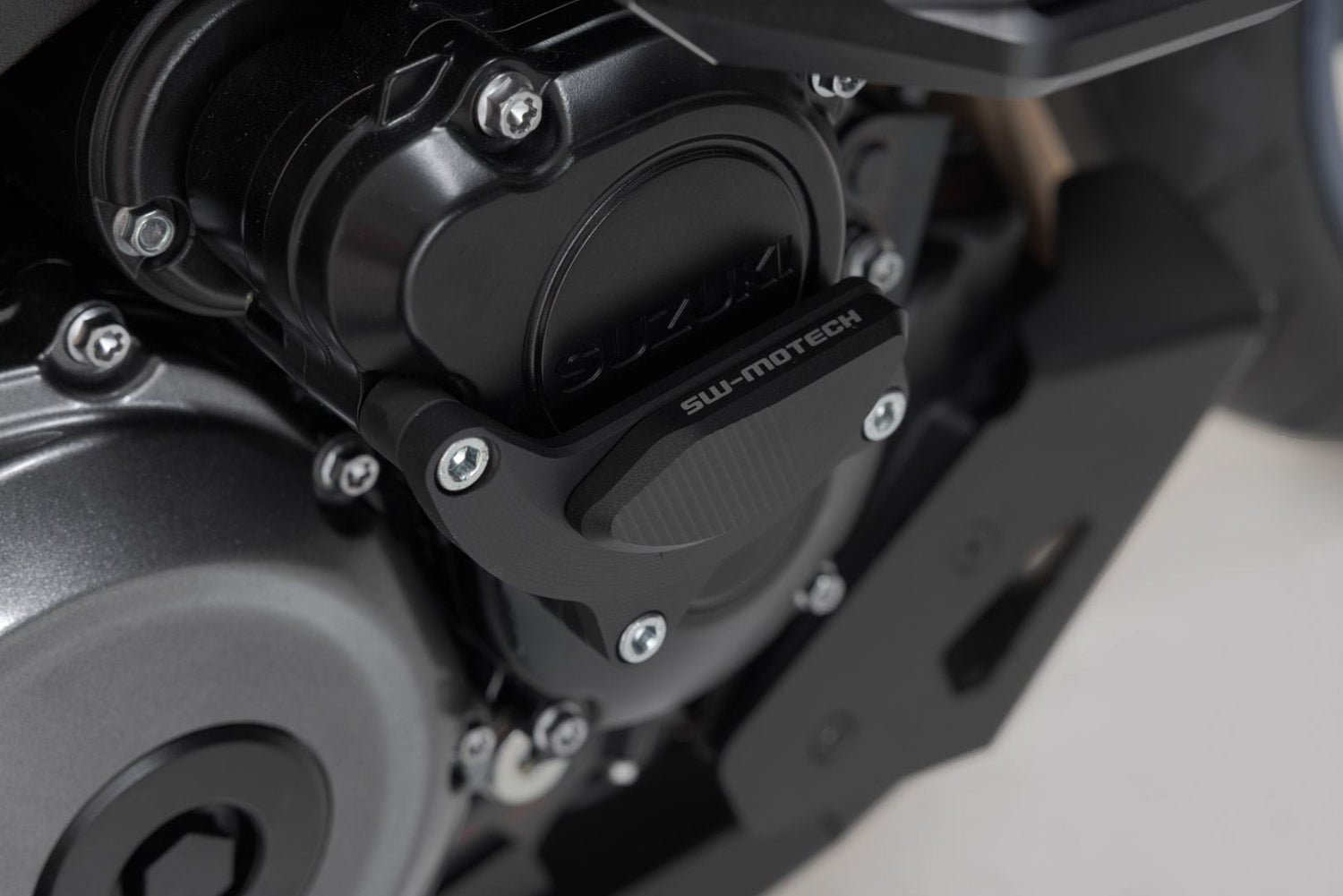 Engine Case Protector Suzuki GSX - S 1000 (21 - ) Black - SW - Motech UK