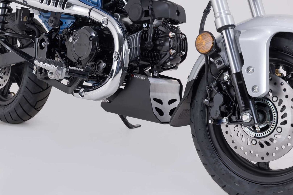 Engine guard Black/Silver. Honda Dax 125 (22 - ). - SW - Motech UK