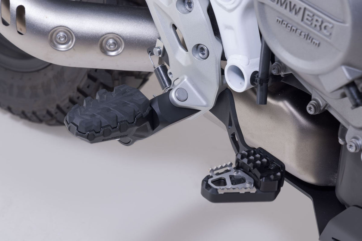 EVO footrest kit Black. BMW F 450 GS (25-). - SW-Motech UK