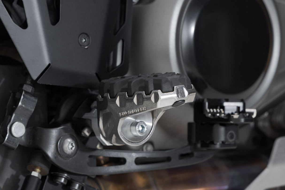 EVO Footrest Kit Harley - Davidson Pan America (21 - ) - SW - Motech UK