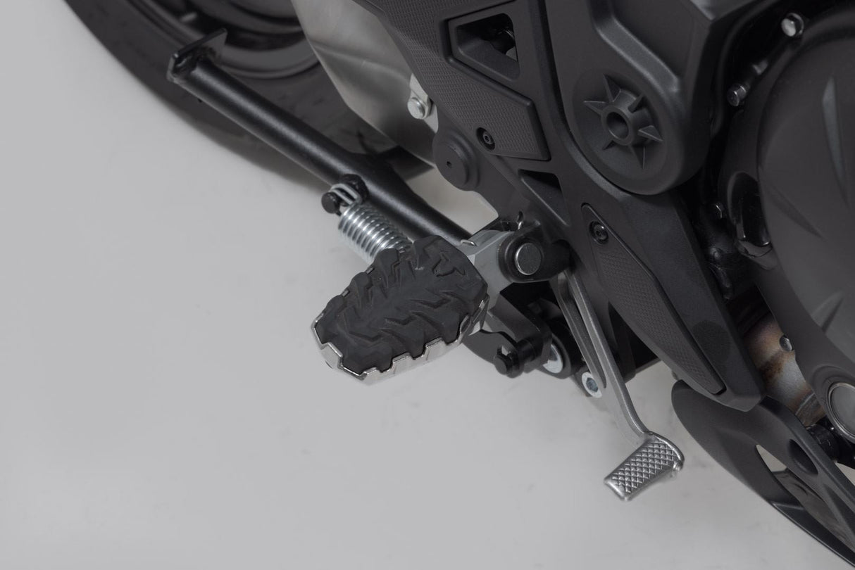 EVO footrest kit Kawasaki models - SW - Motech UK