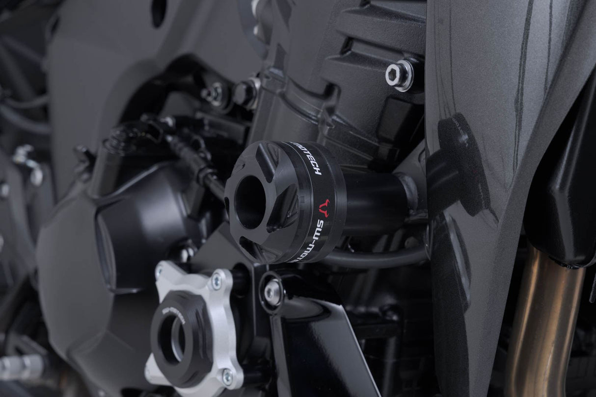 Frame slider kit Black. Kawasaki Z900 models (16 - ), Z1100 (25 - ). - SW - Motech UK