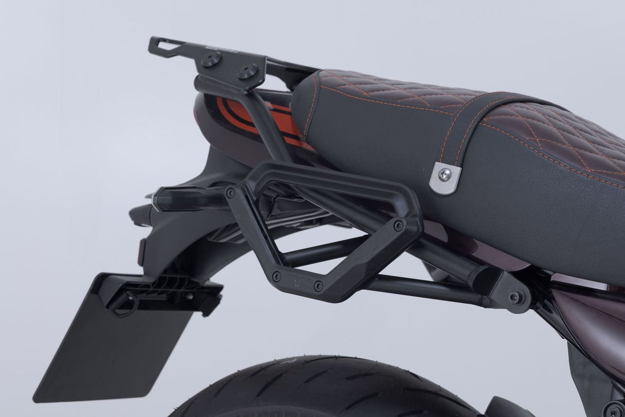 Legend Gear Side Bag system V - LOC 16/11 l. Kawasaki Z900RS/Cafe/SE (17 - ), 50th Anni. - SW - Motech UK