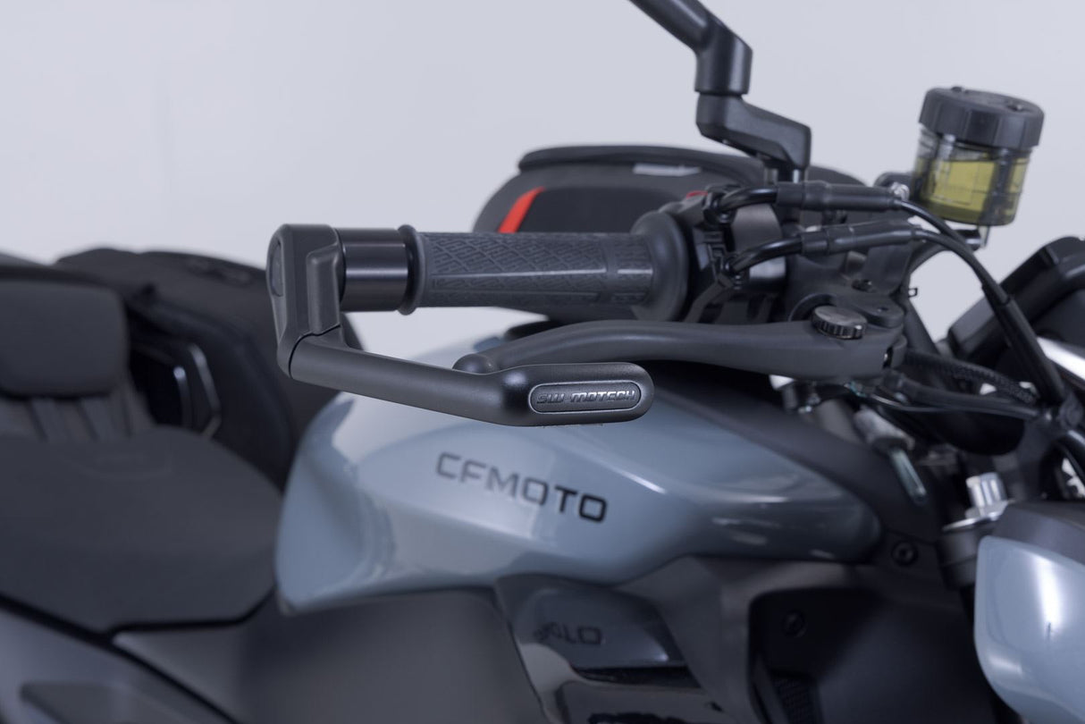 Lever guards Black. CFMoto 675NK (25 - ). - SW - Motech UK