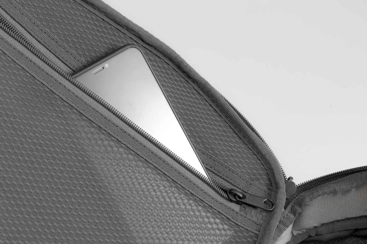 PRO Sport Tank Bag 12 - 17 litre - SW - Motech UK