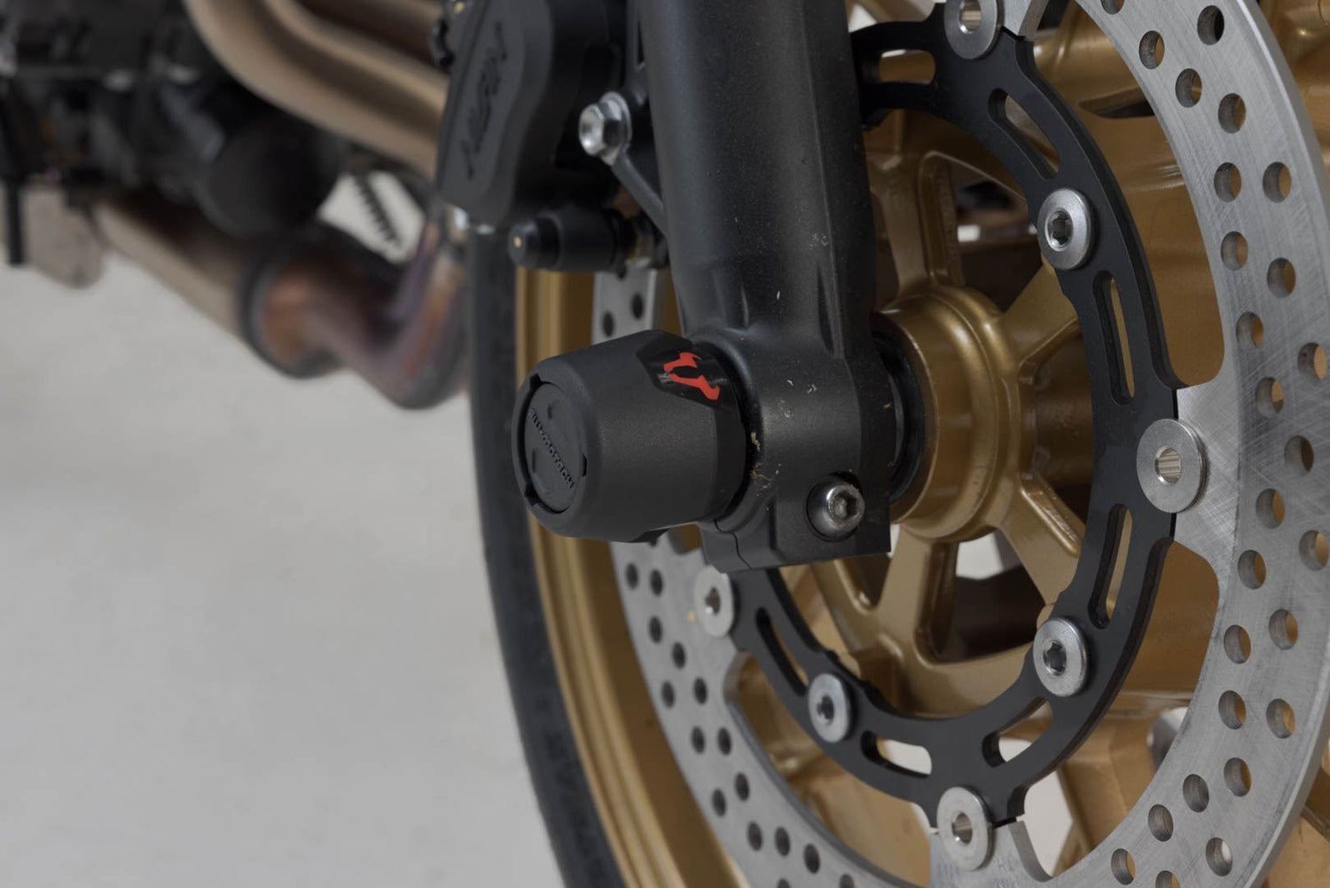 Slider Set for Front Axle Kawasaki Z650 (16 - ), Ninja 650 (16 - ) Black - SW - Motech UK