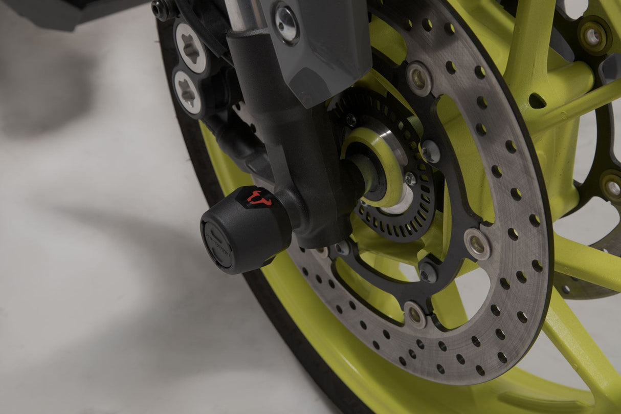Slider Set for Front Axle Yamaha MT - 09/Tracer (16 - ), Tracer 900GT Black - SW - Motech UK