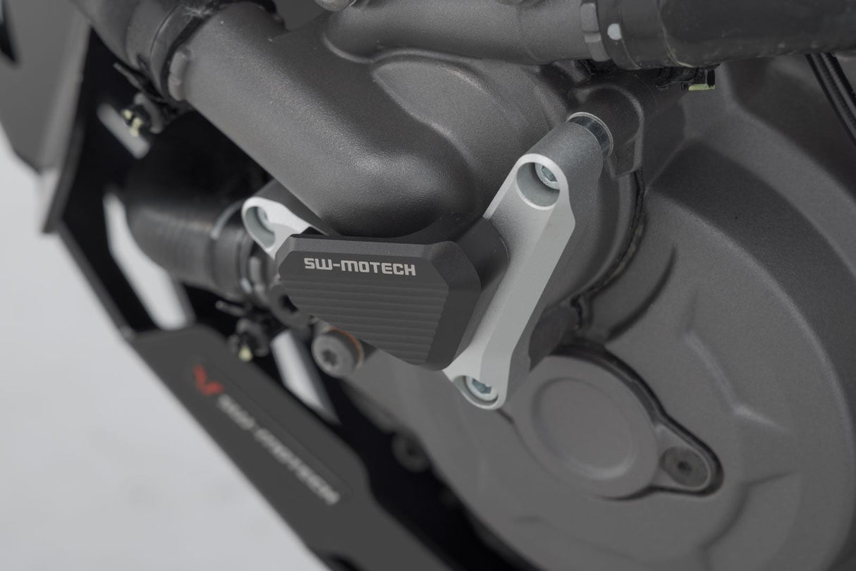 Water pump protection Ducati models. Silver/black - SW - Motech UK