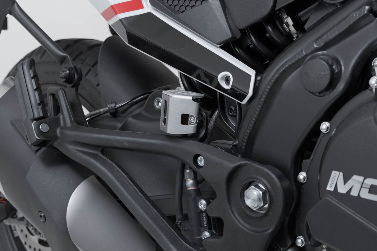 Brake reservoir guard BMW GS/GT, Ducati, KTM 790 models. Silver