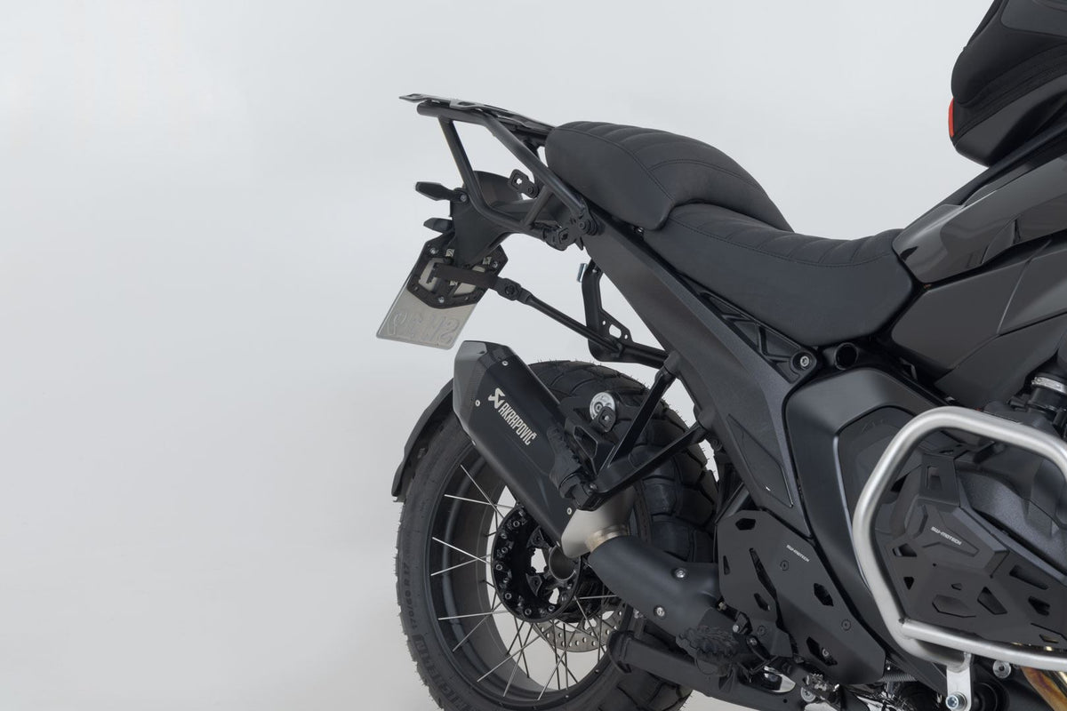 Akrapovic Slip On exhaust system Black. BMW R 1300 GS (23-), R 1300 GS Adv (24-).