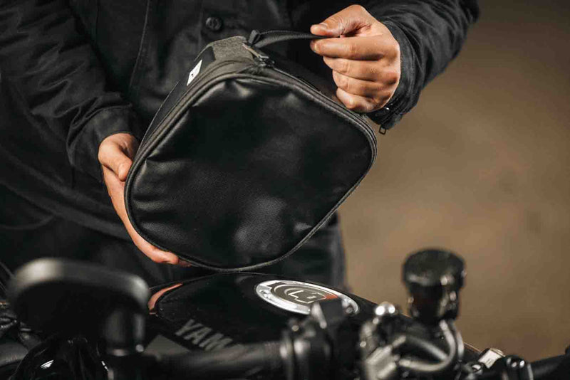 Legend Gear magnetic tank bag LT3 3.5 l - 5.5 l. Magnetic fastening.