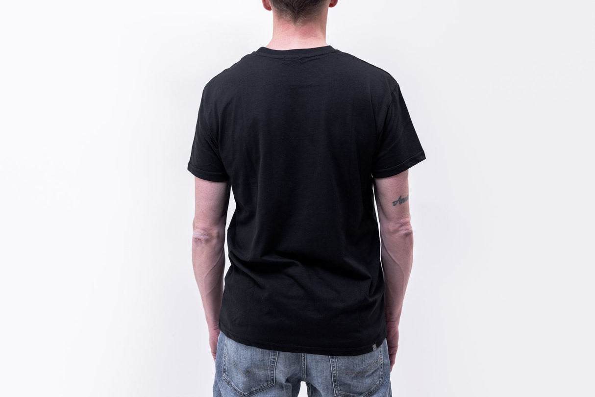 Mens T-shirt - Black Edition Street Line. Black. Mens. Size M.