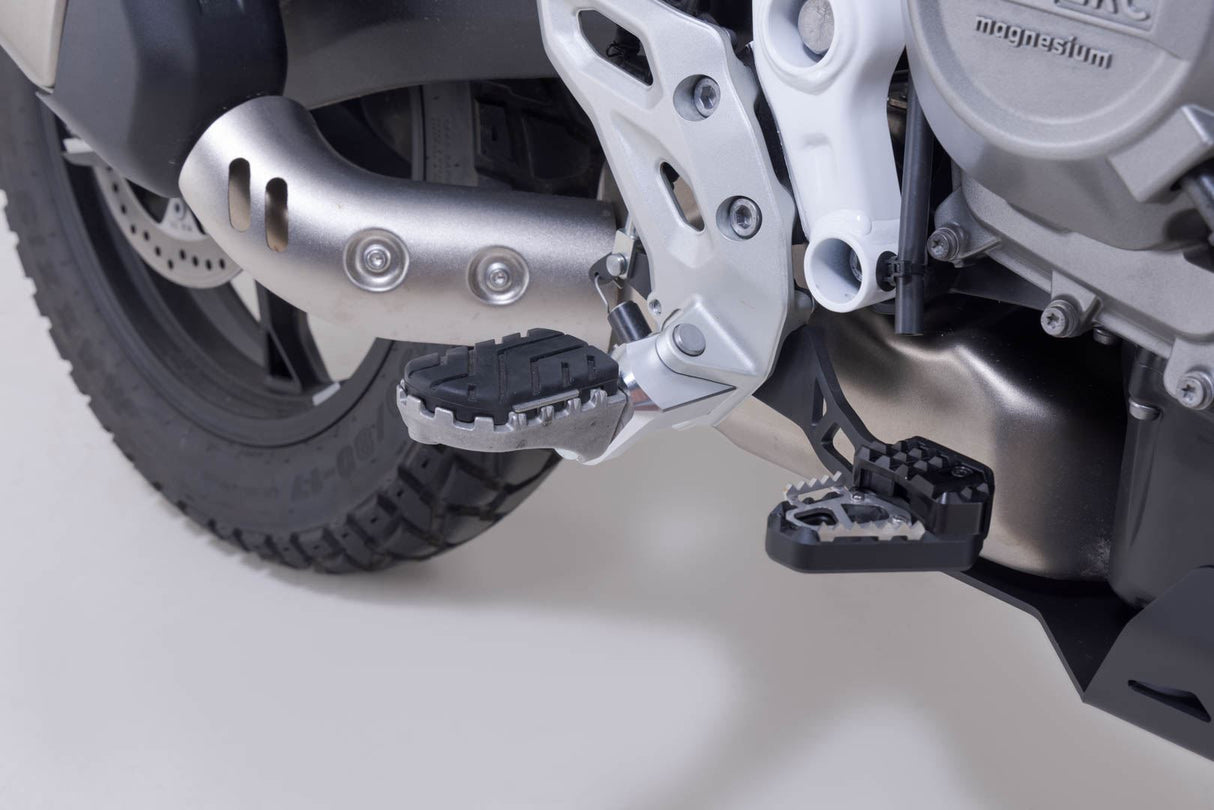 ION footrest kit Silver. BMW F 450 GS (25-).