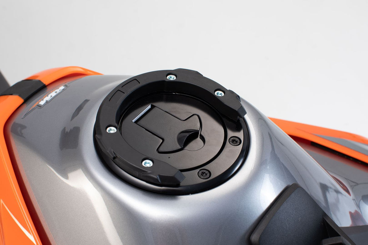 Adapter kit for ADVENTURE - RACK CFMoto 800MT (21 - ) Black - SW - Motech UK