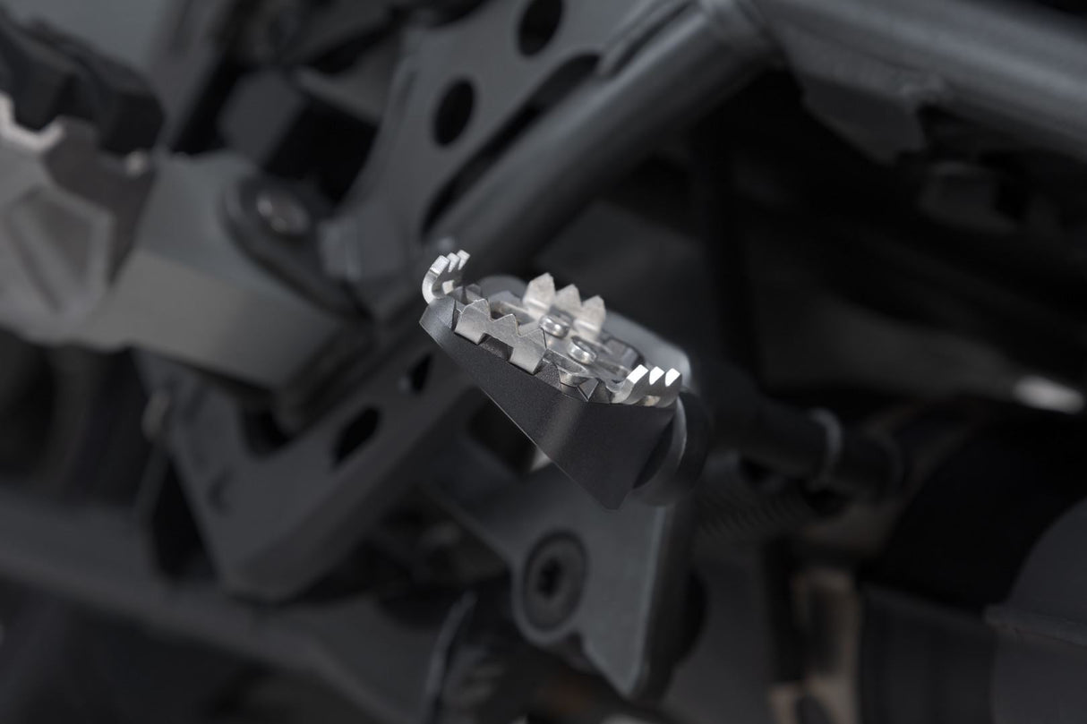 ADVENTURE step for brake pedal Black/Silver - SW - Motech UK