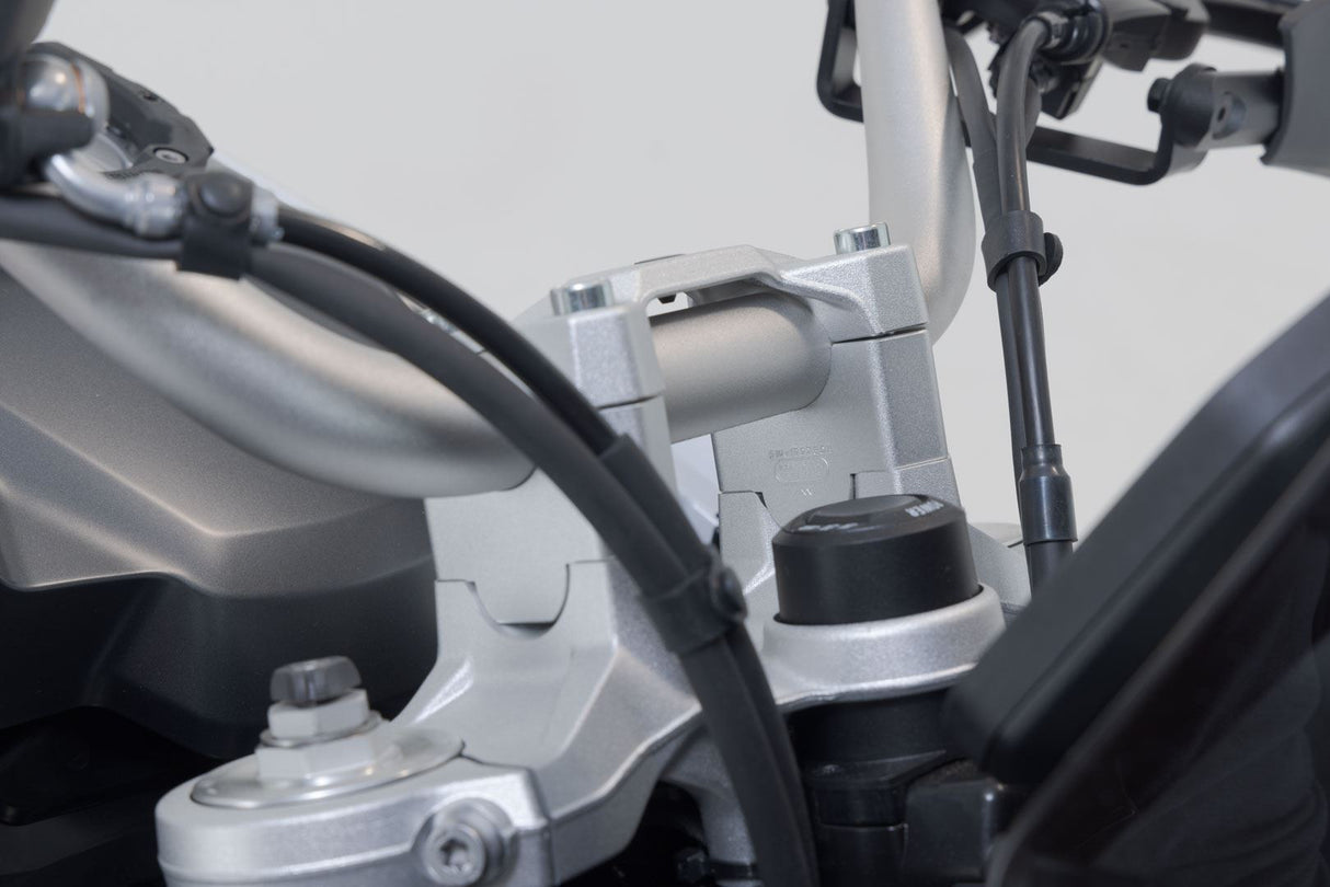 Bar riser H=30 mm BMW F 850 GS (18 - ). Silver - SW - Motech UK