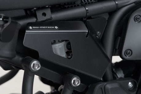 Brake reservoir guard Yamaha XSR700 (15 - ) Left and right side. Black - SW - Motech UK