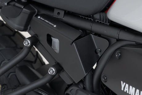 Brake reservoir guard Yamaha XSR700 (15 - ) Left and right side. Black - SW - Motech UK