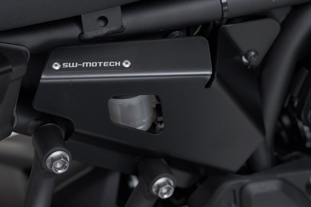 Brake reservoir guard Yamaha XSR700 (15 - ) Left and right side. Black - SW - Motech UK