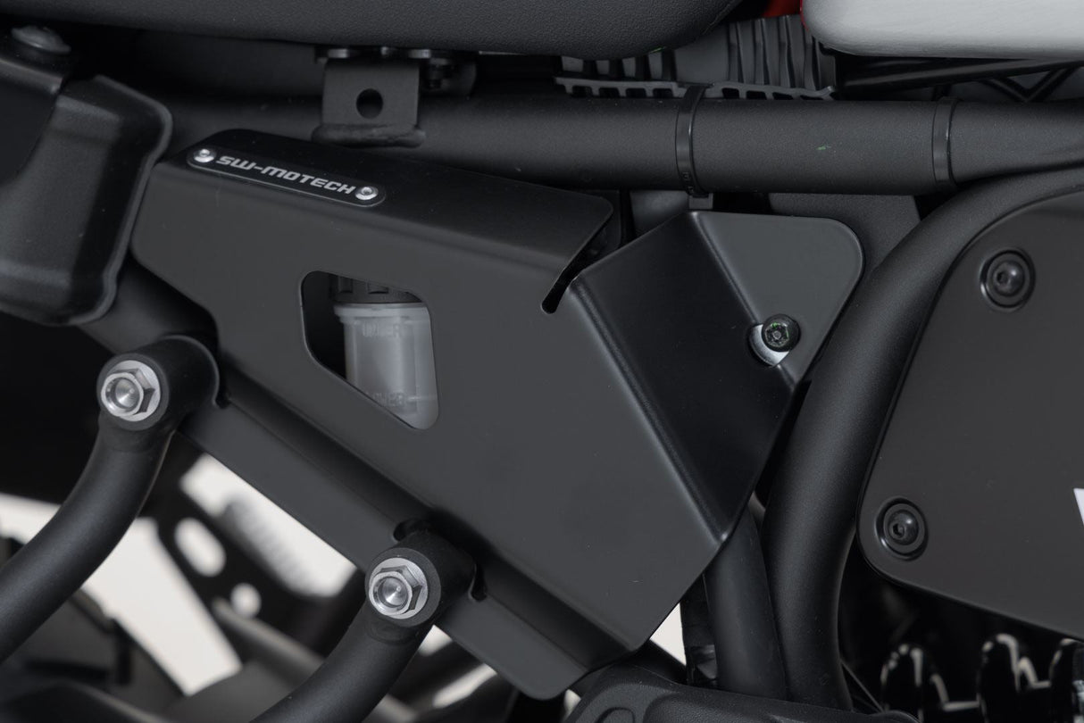 Brake reservoir guard Yamaha XSR700 (15 - ) Left and right side. Black - SW - Motech UK