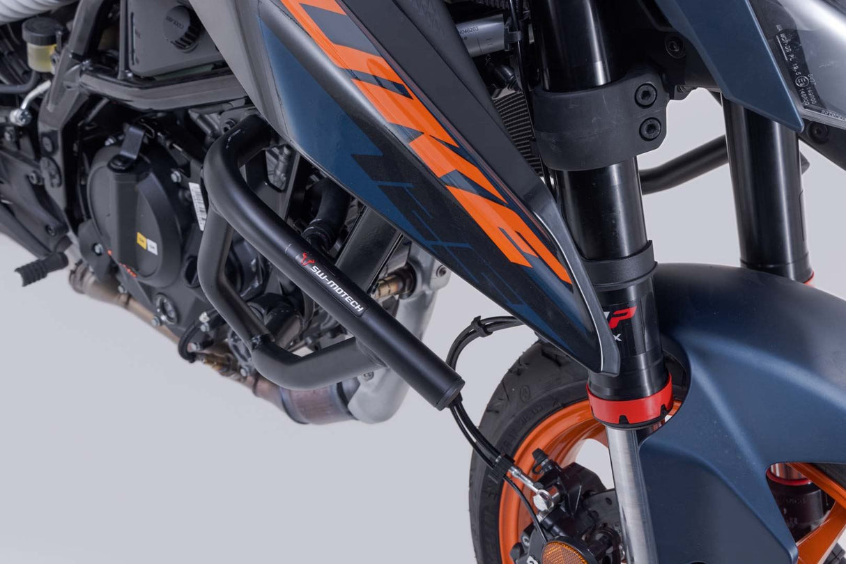 Crash bar Black. 125/390 Duke (23 - ), Svartpil/Vitpil 401. - SW - Motech UK