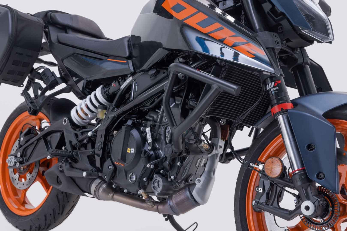 Crash bar Black. 125/390 Duke (23 - ), Svartpil/Vitpil 401. - SW - Motech UK