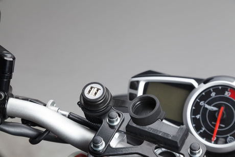 Double USB power port with cable harness 2000 mA 12 V - SW - Motech UK