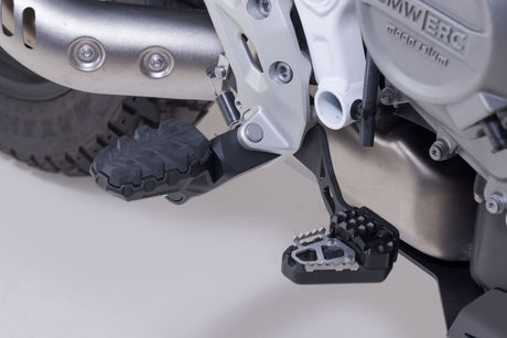 EVO footrest kit Black. BMW F 450 GS (25-). - SW-Motech UK