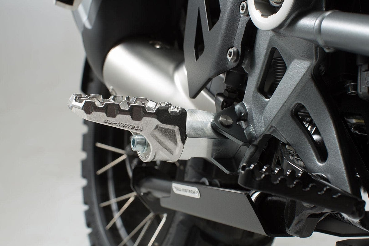 EVO footrest kit Kawasaki KLR650, BMW S 1000 XR - SW-Motech UK