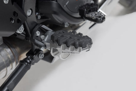 EVO footrest kit KTM 1290 / 1390 Super Adventure (21 - ). - SW - Motech UK