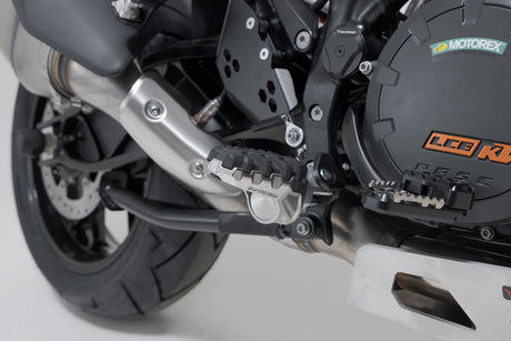 EVO footrest kit KTM 1290 / 1390 Super Adventure (21 - ). - SW - Motech UK