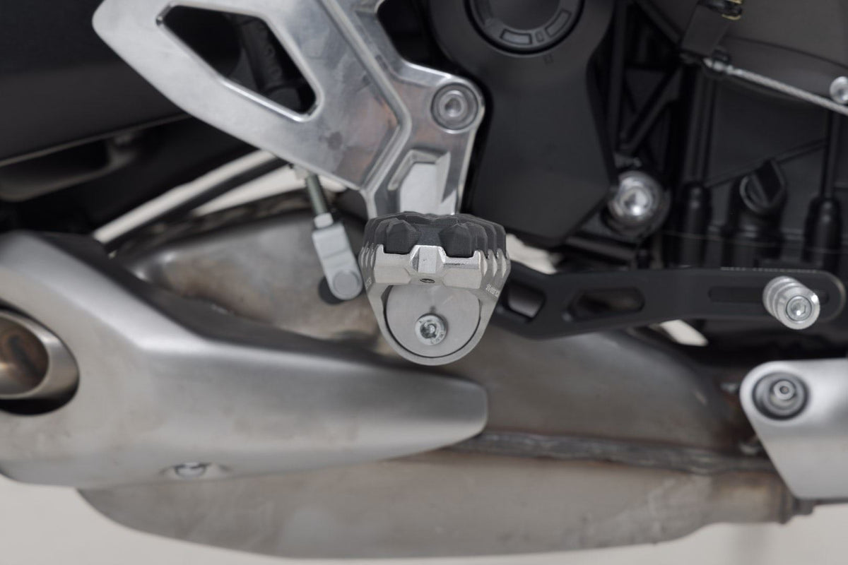 EVO footrest kit Triumph Tiger 660 (21-) - SW-Motech UK