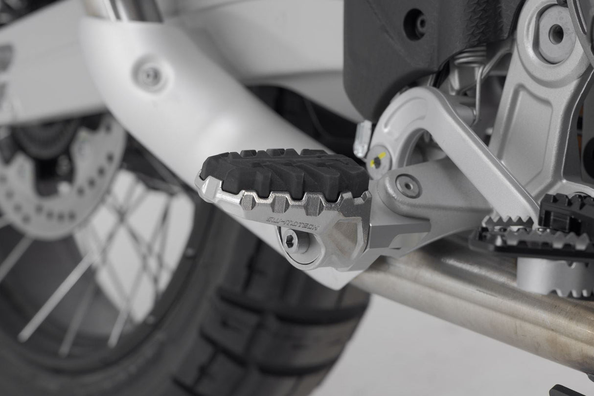 EVO footrest kit Yamaha Ténéré 700 models (19 - ) - SW - Motech UK