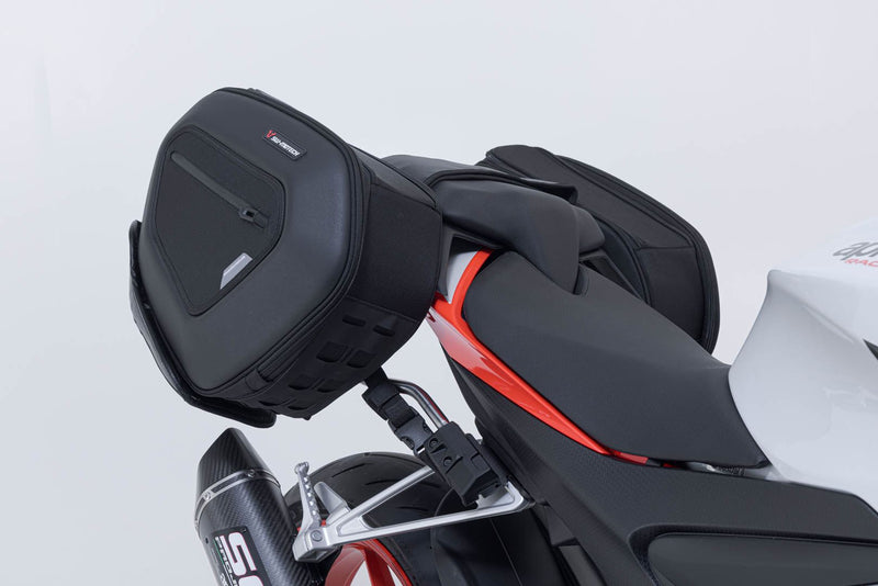 PRO BLAZE H saddlebag set Black. Aprilia RS 660 Extrema (23-).