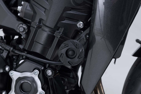 Frame slider kit Black. Kawasaki Z900 models (16 - ), Z1100 (25 - ). - SW - Motech UK