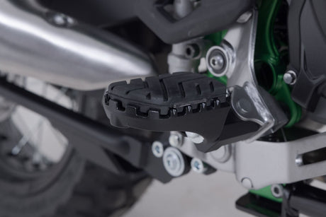 ION footrest kit Black. Kawasaki KLE500 / KLE500 SE (26-). - SW-Motech UK