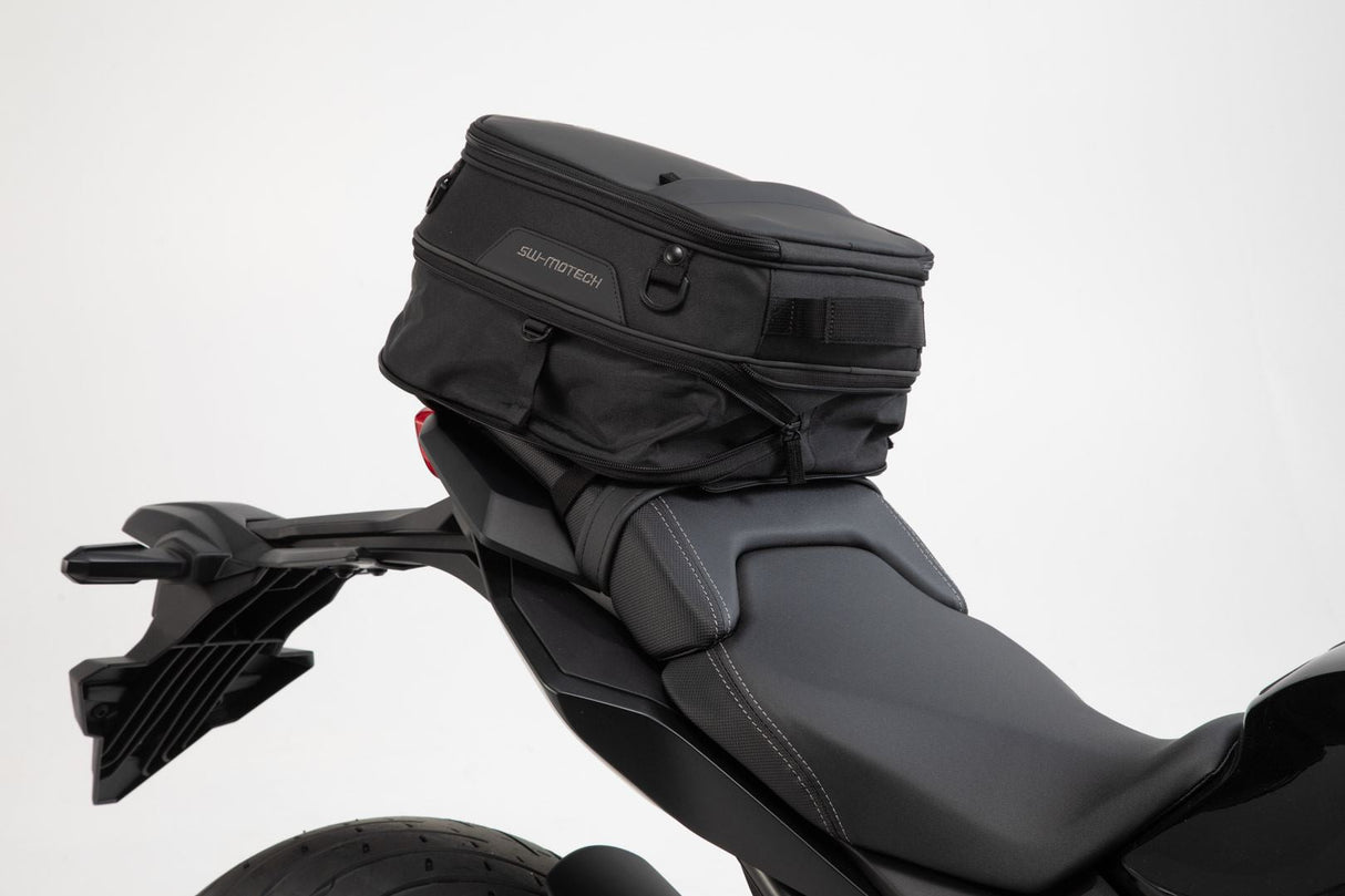 ION S Tail Bag 7 - 15 litre 600D Polyester / Soft - Vinyl Black - SW - Motech UK
