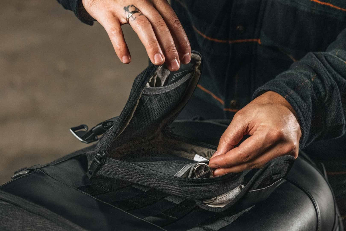 Legend Gear accessory bag LA10 Black. 1.5 l. - SW - Motech UK