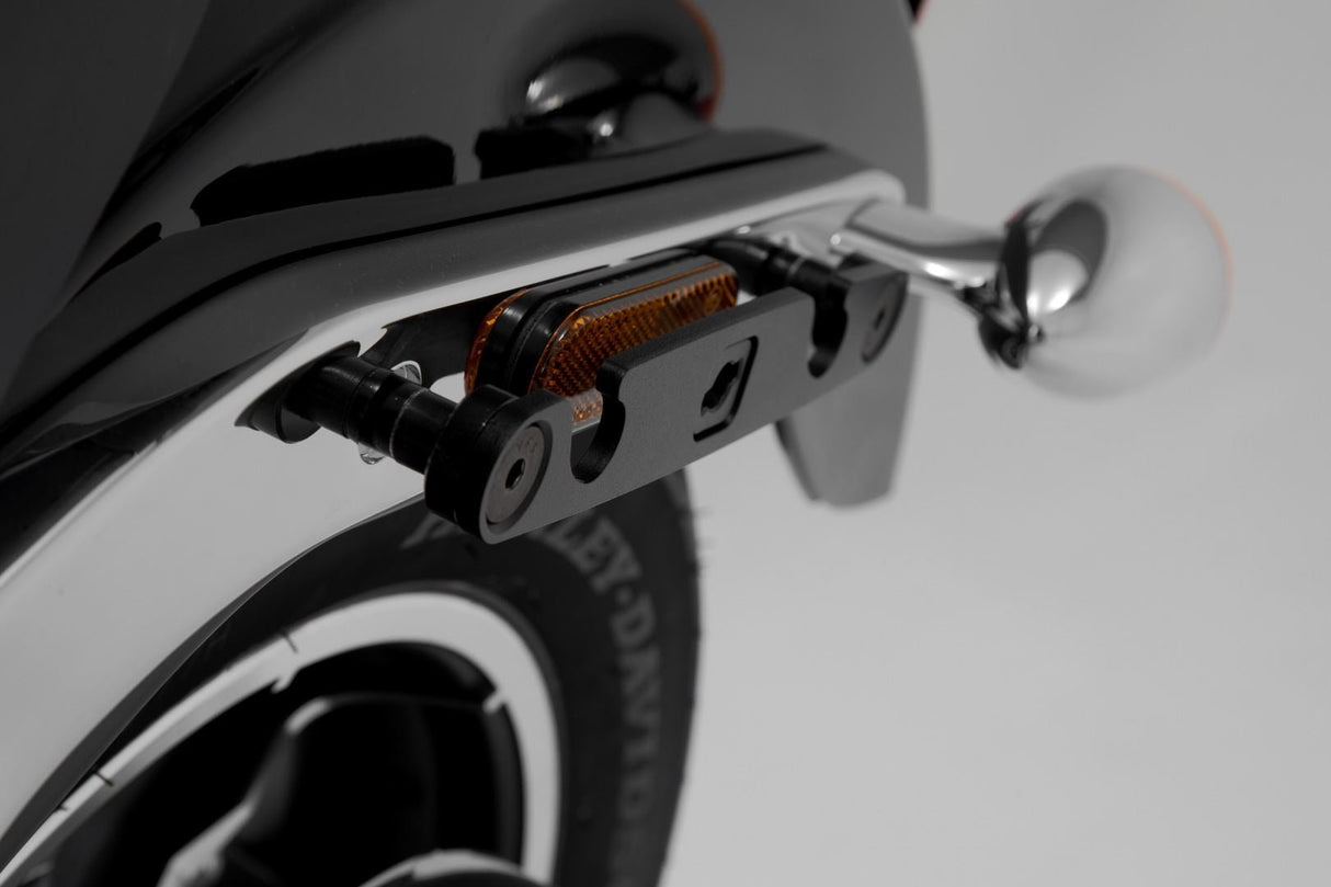 Legend Gear Side Bag System LH1/LH1 2x 19.5 litre Harley Davidson Softail Low Rider / S (17-) - SW-Motech UK