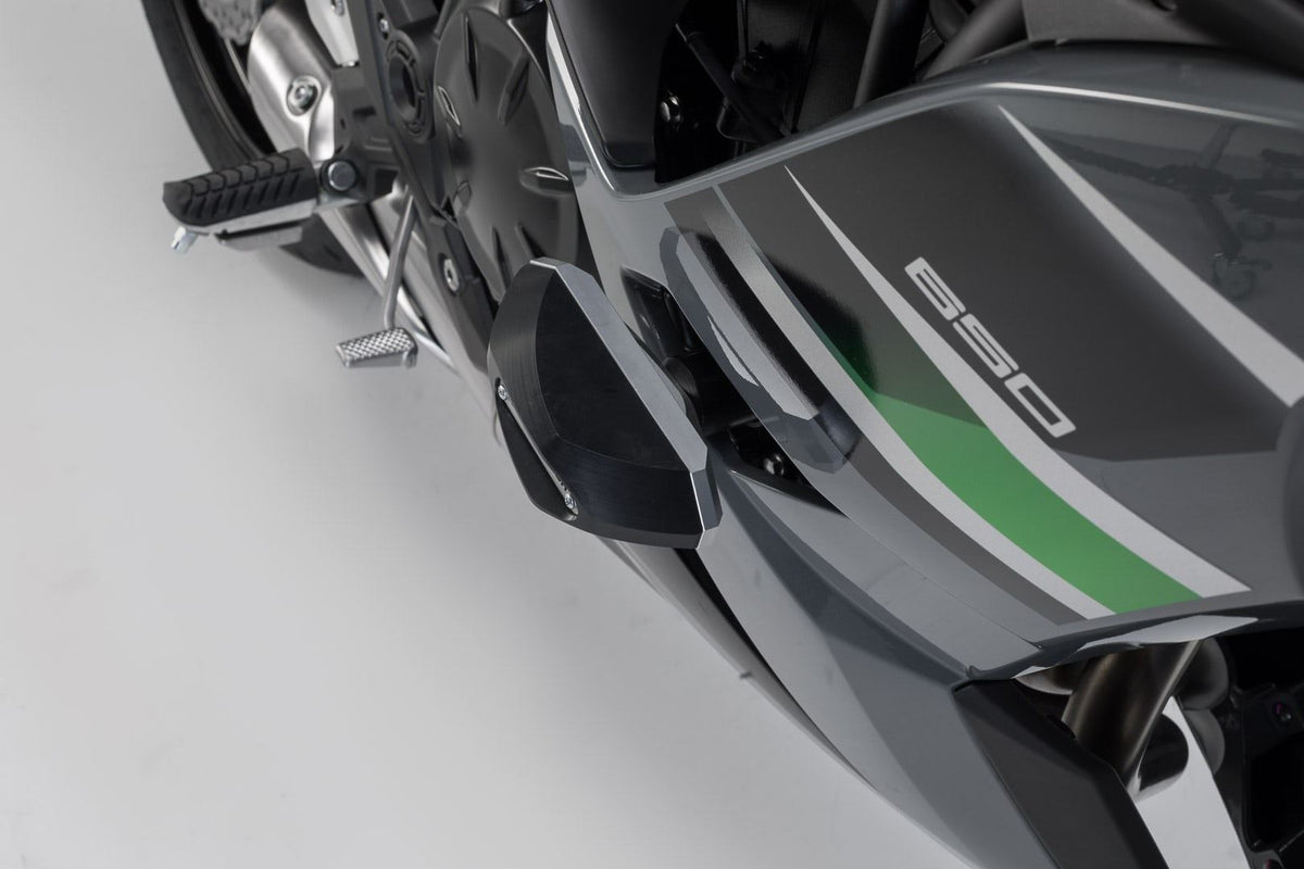 Mounting kit for frame slider with adapters Black Kawasaki Ninja 650 (16-) - SW-Motech UK