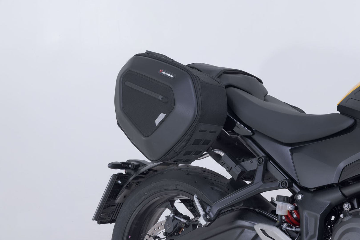 PRO BLAZE H saddlebag set Black. Triumph Trident 660 (25 - ). - SW - Motech UK