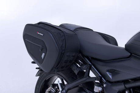 PRO BLAZE H saddlebag set Black. Triumph Trident 660 / Daytona 660. - SW - Motech UK